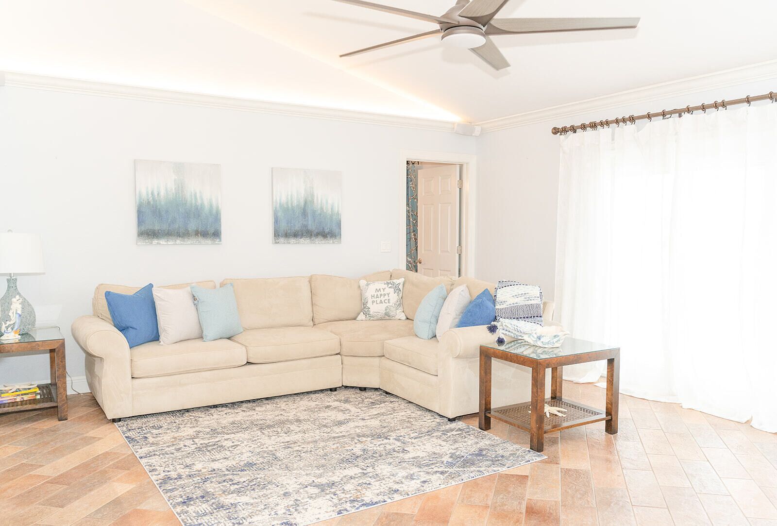 Waterfront Tropical Family Getaway