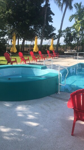 Utomhuspool