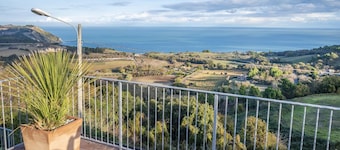 A26 - Poggio, sky-land with breathtaking sea view