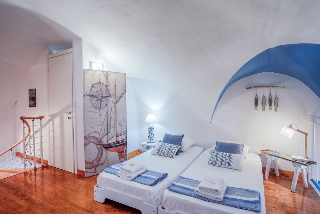 1 dormitorio, tabla de planchar con plancha, Internet y ropa de cama