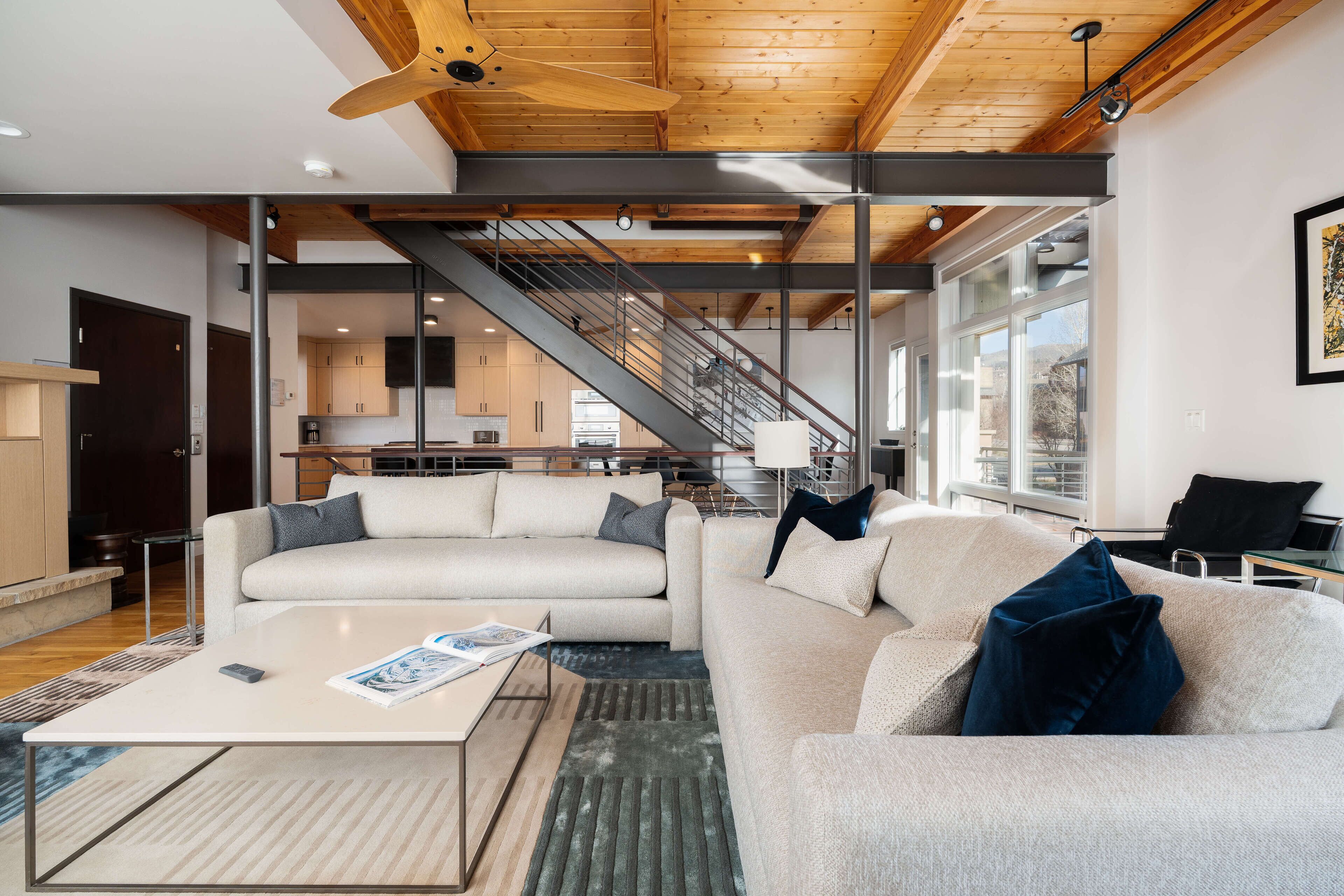 TV, fireplace, stereo