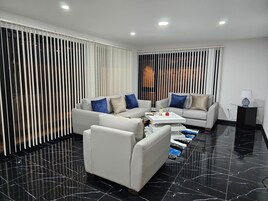 Appartamento Deluxe | Area soggiorno