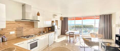 Fridge, microwave, oven, dishwasher