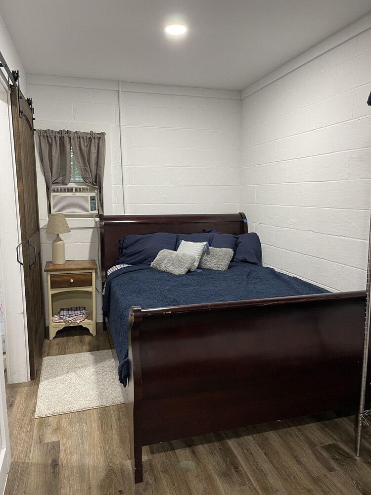 Cozy Cottage minutes to Clemson University Pickens County Vrbo