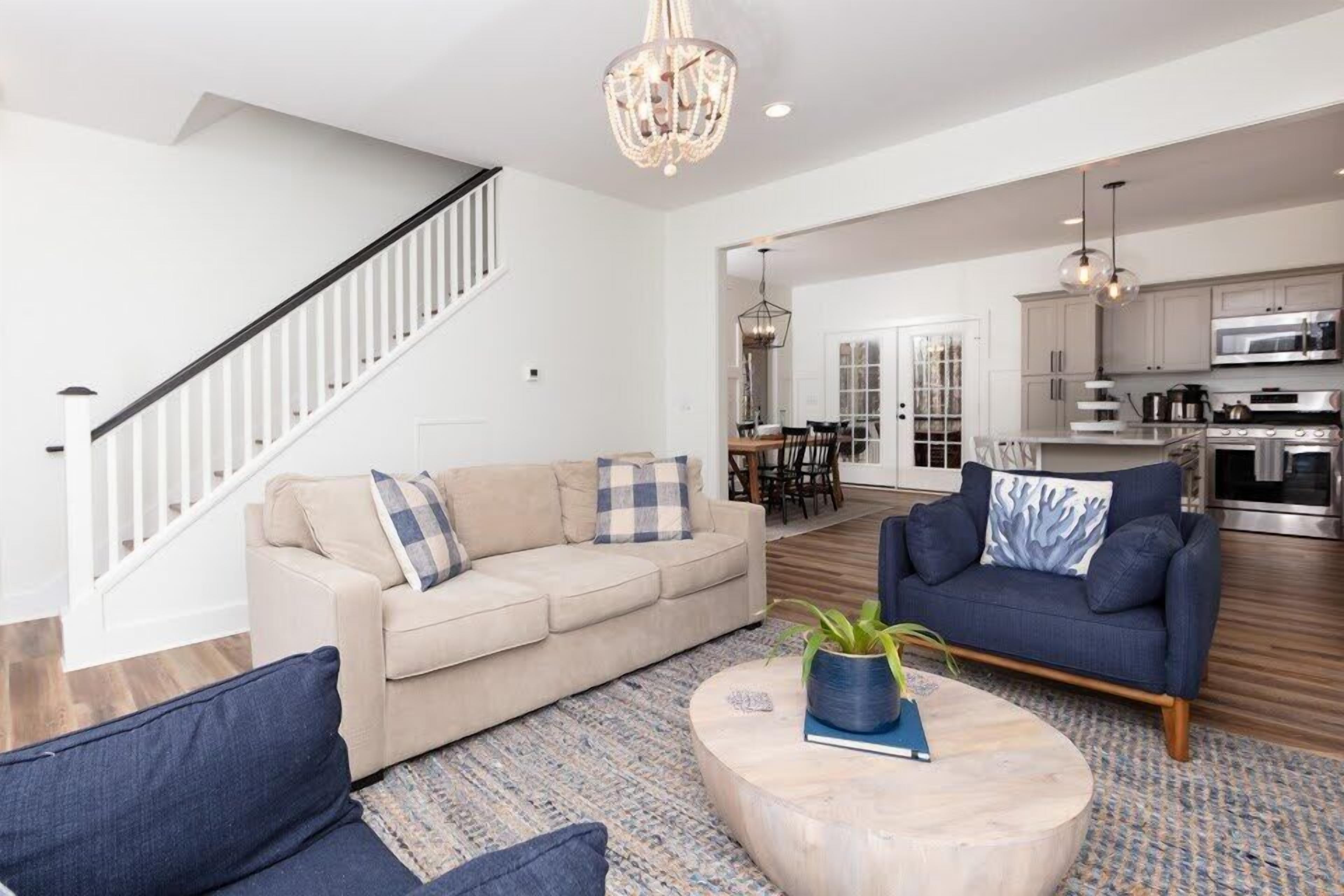 Carolina Capehouse - The perfect family Retreat!