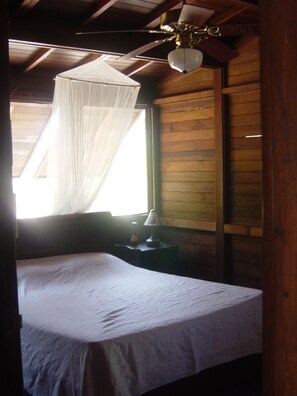 2 bedrooms, bed sheets