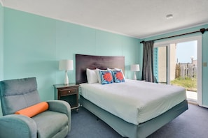 Kahden hengen huone, 1 suuri parisänky, valtameren rannalla | Pimennysverhot, äänieristys, silitysrauta/-lauta, ilmainen Wi-Fi