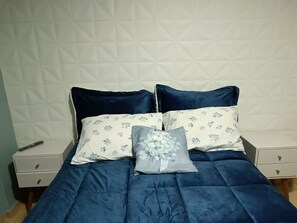 1 bedroom, iron/ironing board, free WiFi, bed sheets