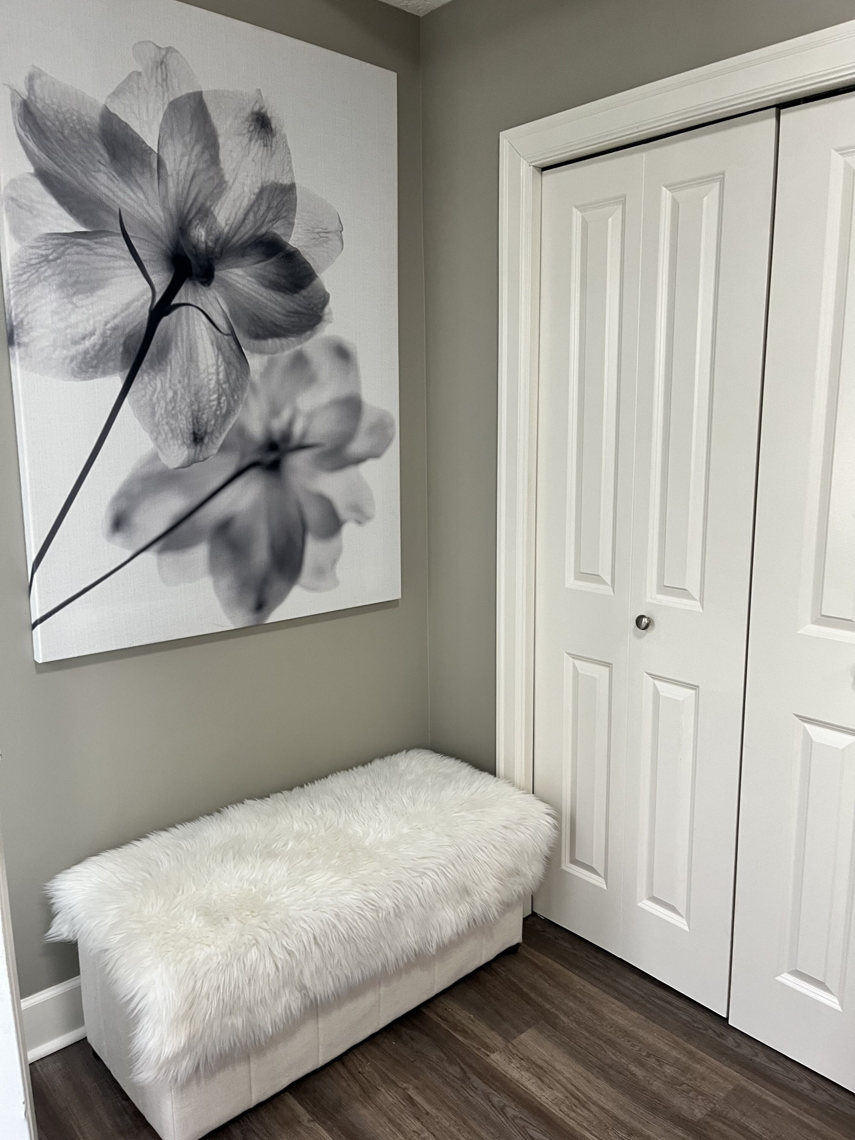 Bears Den close to golf course on Bear Mountain.