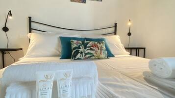 2 chambres, bureau, Wi-Fi gratuit, draps fournis