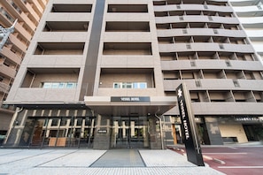 Mặt tiền nơi lưu trú