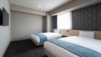 Deluxe Twin Room, 2 Double Beds, Non Smoking | Down comforters, in-room safe, desk, laptop workspace