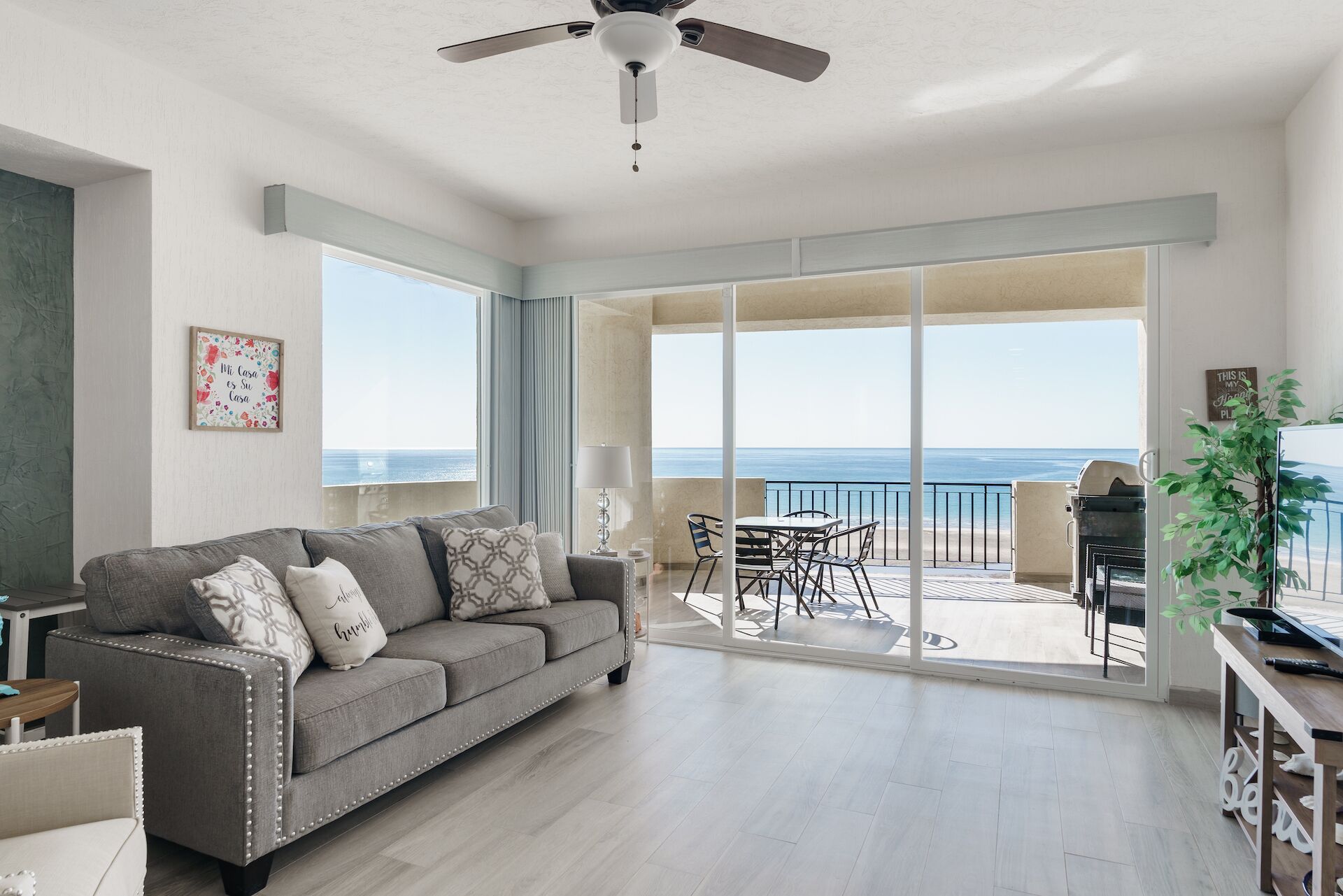 1 bedroom 1 bath condominium, C30802