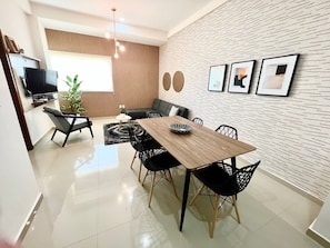Comfort Apartment | Dining room