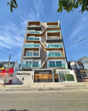 ด้านหน้าที่พัก