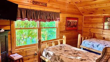 4 chambres, fer et planche à repasser, Wi-Fi gratuit, draps fournis