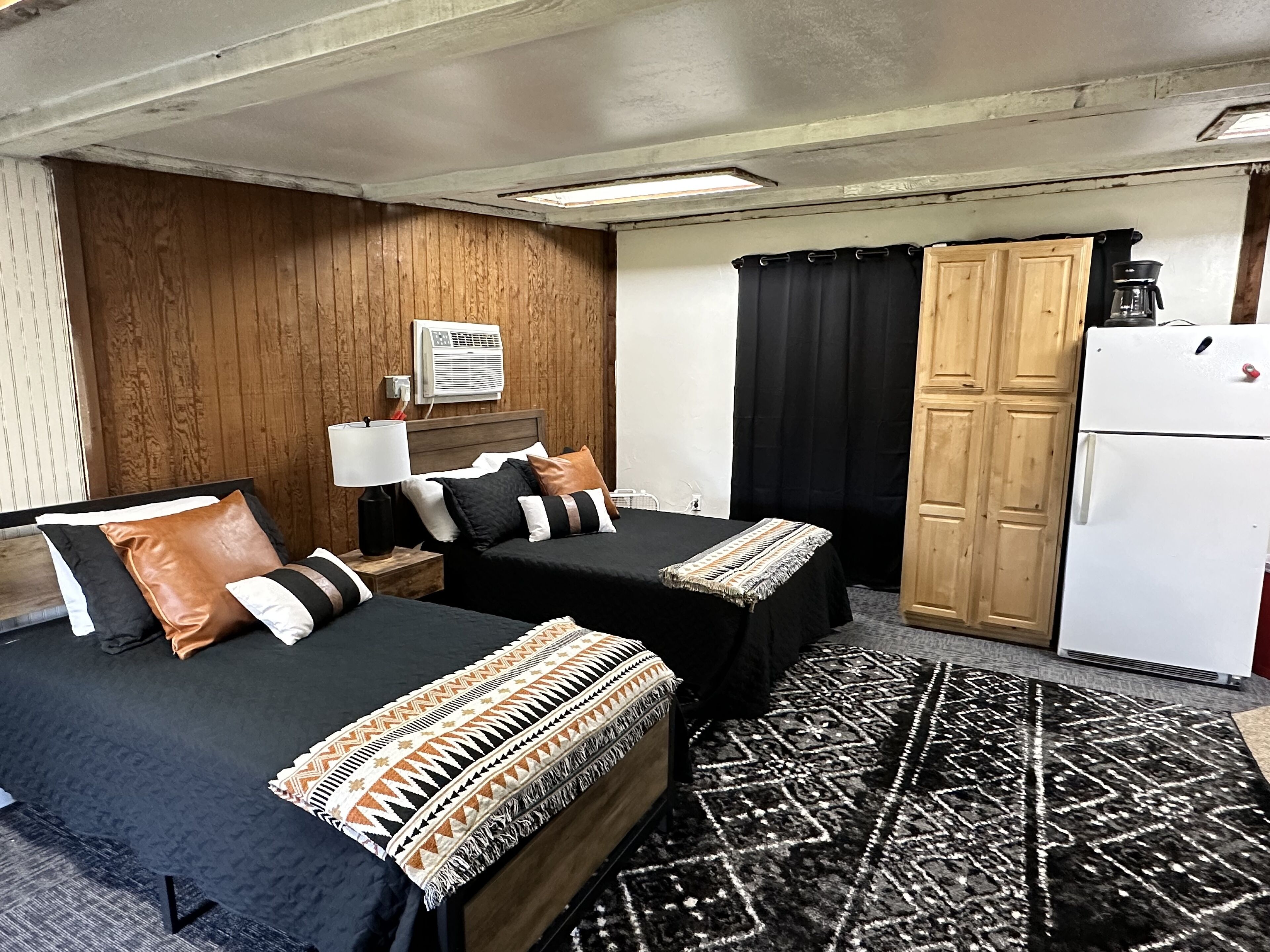 Perfect place to stay for events at the Lazy E