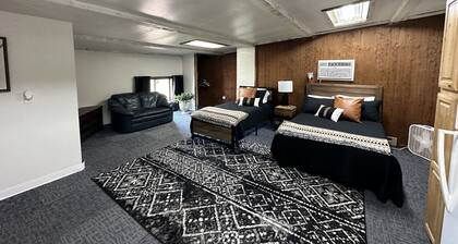 Perfect place to stay for events at the Lazy E