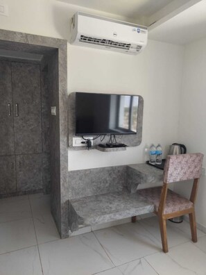 Business Single Room