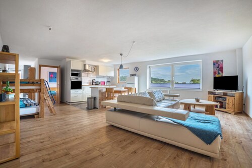 Ferienwohnung 'Knopf' mit Balkon und WLAN