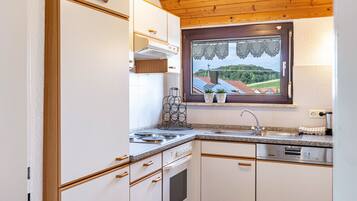 Refrigerador, horno, placa de cocina, lavavajillas