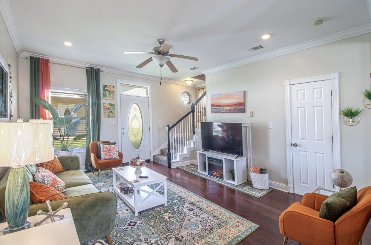 SWEET SOUTHERN GEM near Gulfport Beach, Casino’s & many attractions 