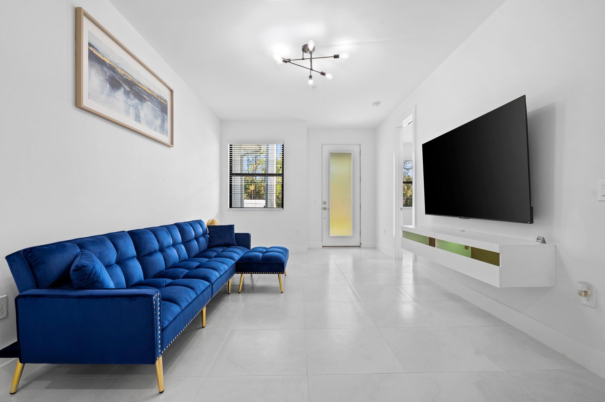 New High-End 3bd/2b 8min 5th ave/10min Beach