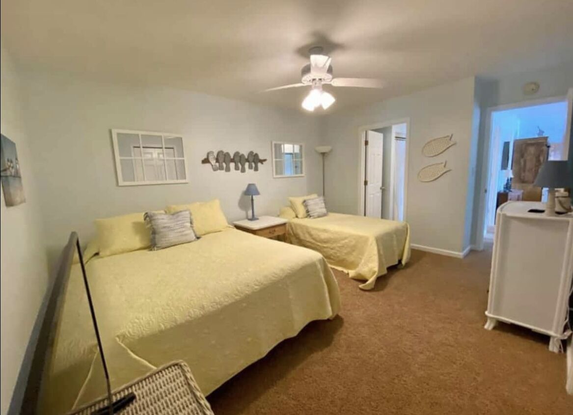 Spacious waterfront home on Jackson Lake.