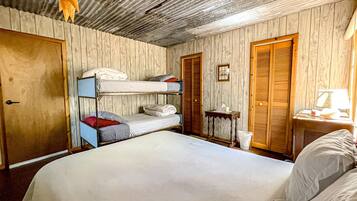 1 bedroom, internet, bed sheets