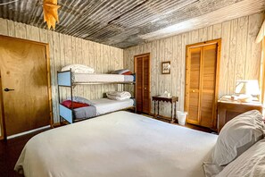 1 bedroom, Internet, bed sheets