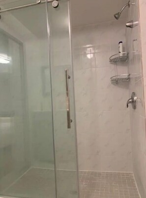 Shower, towels