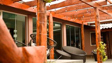 Fachada da propriedade