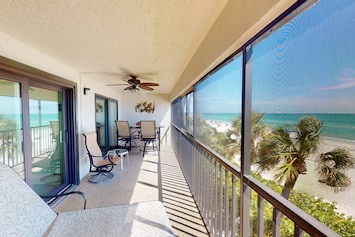 Image of Corner Beachfront. Large Balcony. Pool. Hot Tub. Exceptional Location.