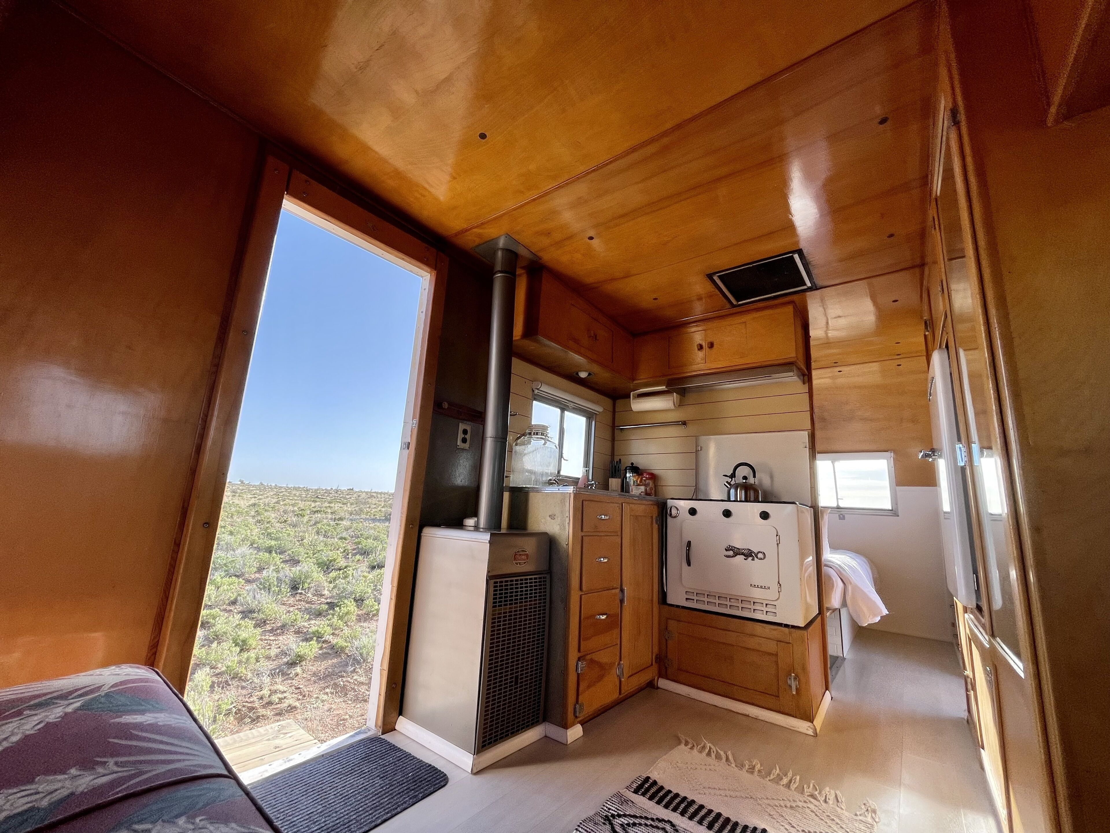 Toallas, jabón, champú y papel higiénico