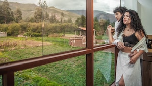 Edredón, camas Select Comfort y espacio para trabajar con laptop