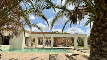 Piscina externa