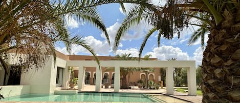 Piscina externa