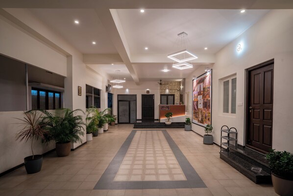 Free valet parking - THE SURRYA MAX RESIDENCY (Pollachi)