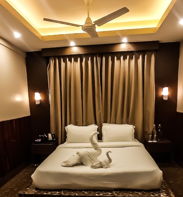 Superior Double Room | Minibar, soundproofing, free WiFi, bed sheets