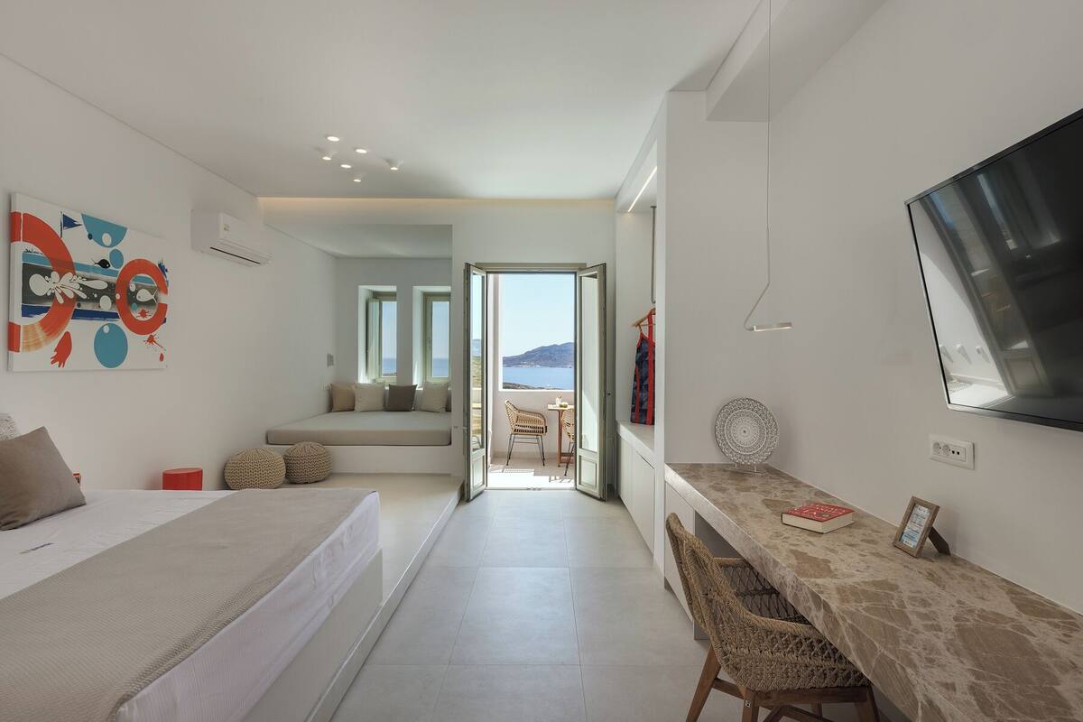 Superior Quadruple Room, Multiple Beds, Lanai, Sea View | In-room safe, desk, soundproofing, WiFi (free)