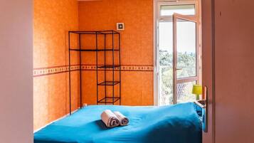 1 chambre, bureau, fer et planche Ă repasser, Wi-Fi gratuit