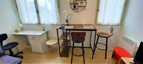 Le Zen -studio tout équipé- WIFI Fibre-centre ville