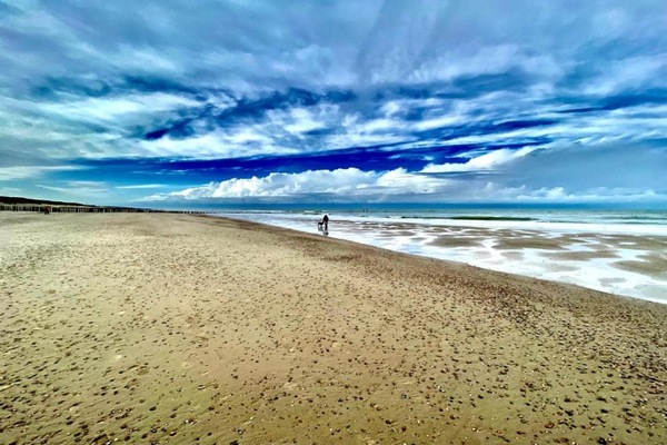 Una spiaggia nelle vicinanze