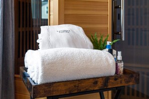 Miscellaneous - Majestic Mountain Views! (Kalispell)