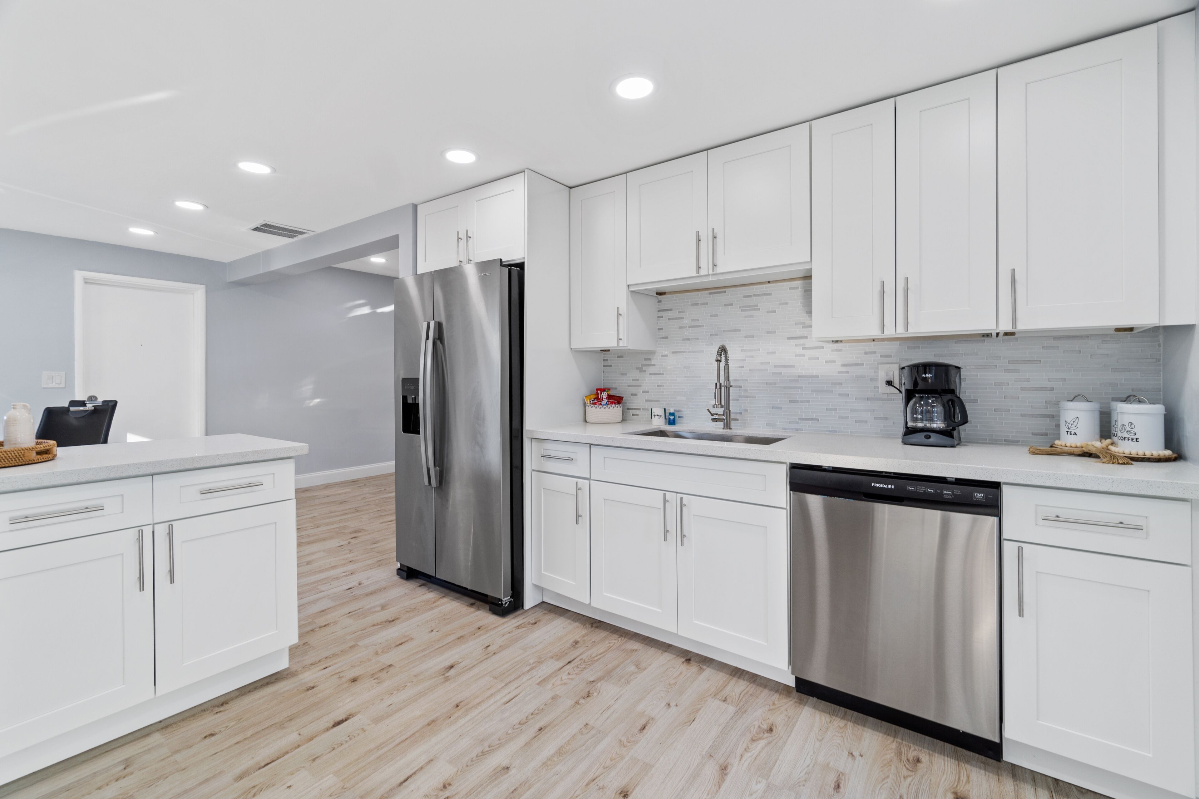 Tranquil Tropical Heated Pool Villa!