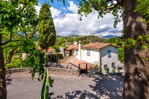 Property grounds - Appartment villa bottom with swimming pool (Saint Paul de Vence)