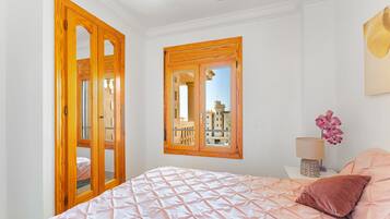 3 Schlafzimmer, Bügeleisen/Bügelbrett, kostenloses WLAN, Bettwäsche