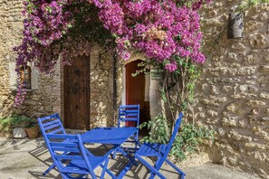Terrace/patio - Holiday Home "Blava" with Wi-Fi (Orriols)