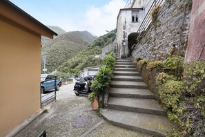 Property grounds - Apartment 'Green Cactus House' with Sea View, Wi-Fi and Air Conditioning (La Spezia)