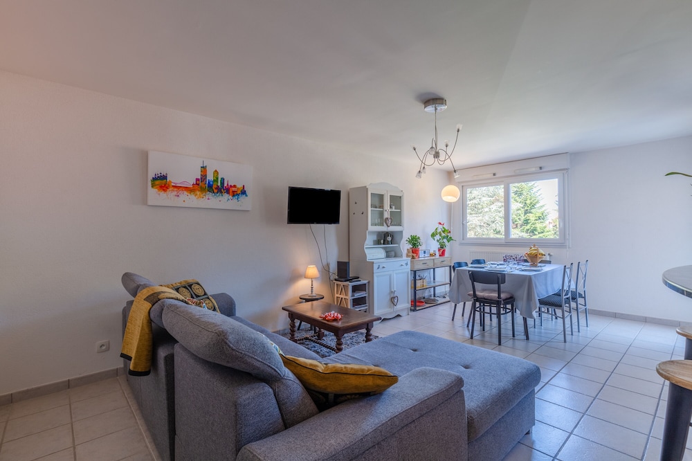 Holiday Apartment "Casajo" with Mountain View, Private Terrace & Wi-Fi
